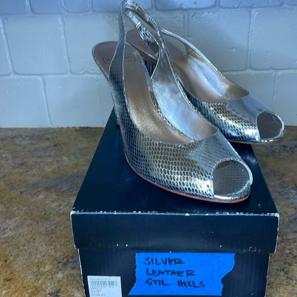 Harold’s Silver Metallic Heels 9.5